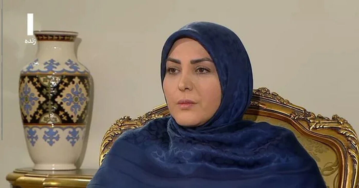 عکس | نگاهی به چیدمان خانه المیرا شریفی مقدم با مبلمان کلاسیک و تزئینات ایرانی