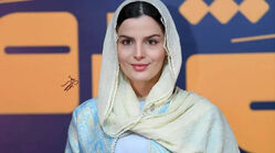 غزاله اکرمی (سوجان) با لباس عروس در تست گریم سریال کوری