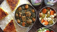 خورش اسفناج پهلو شمالی با عطر برگ سیر تازه و طعم نارنج