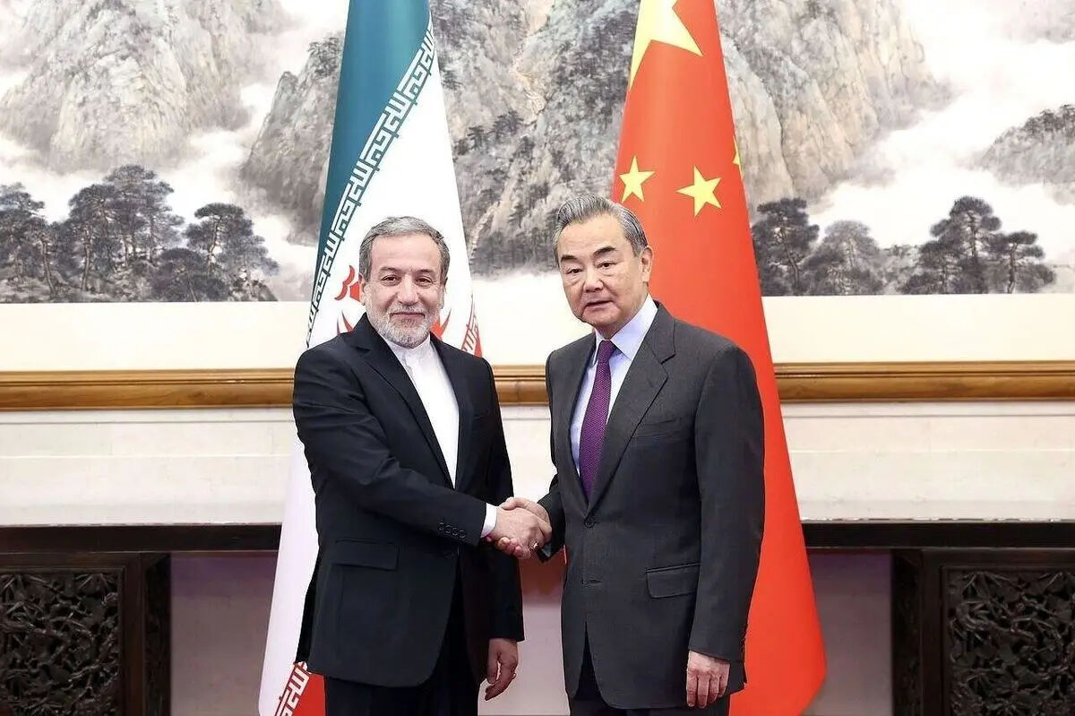 وزیر خارجه چین: از ایران در محافظت از حاکمیت خود حمایت می‌کنیم