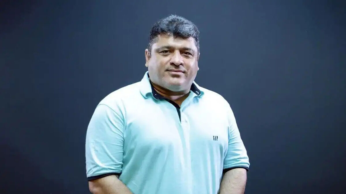 داداش‌زاده: قلعه‌نویی 5 بازیکن را کنار نگذارد مثل اسکوچیچ می‌شود