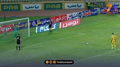 شوک دبیرکل فدراسیون به چادرملو: شاید گل گهر به آسیا برود!