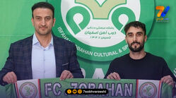 رسمی؛ مدافع ذوب‌آهن تمدید کرد